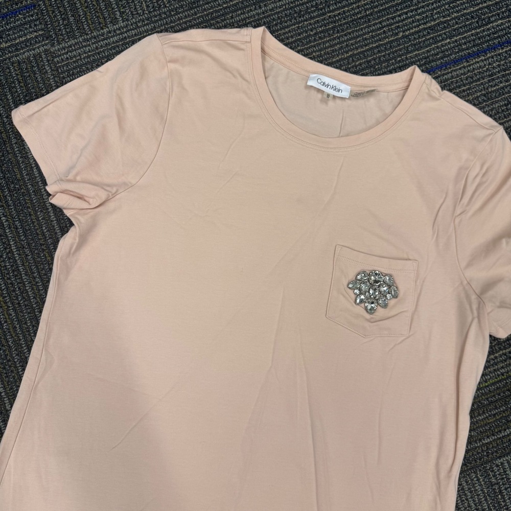 Calvin Klein T-Shirt Medium Pink Jeweled Pocket Tee Short Sleeve Top‎